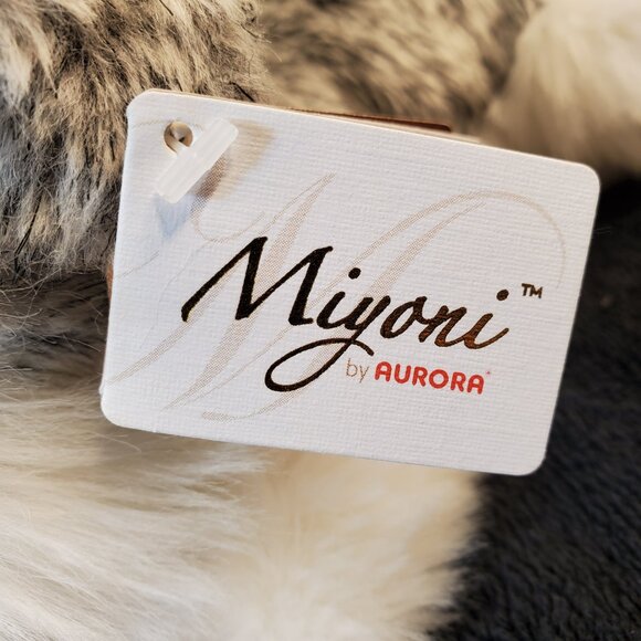 "Miyoni" Miniature Schnauzer Plush Toy by Aurora. 9 in - Picture 7 of 13